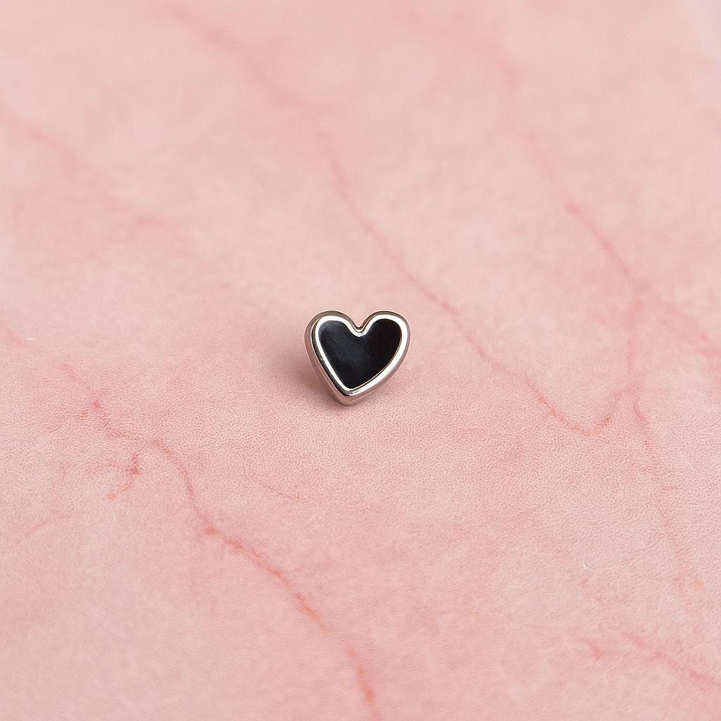 Labret de Titânio Coração - Body Piercer Rafaeli